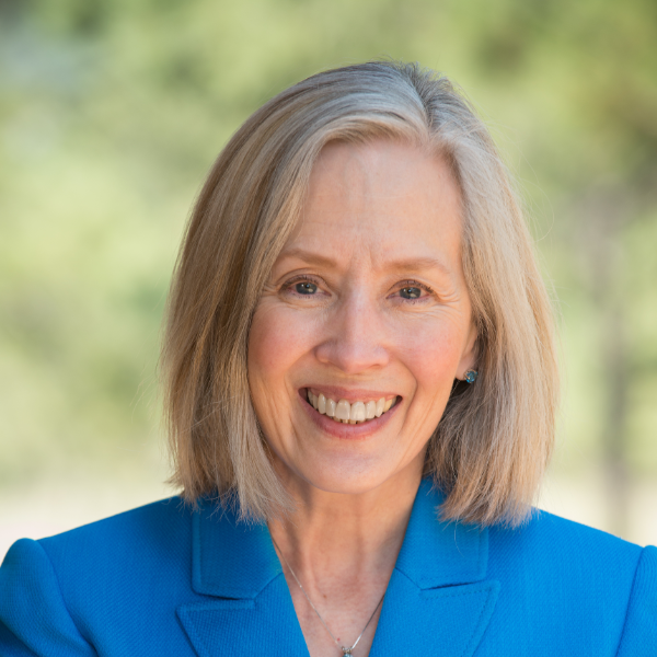 Theresa Sidebotham Headshot